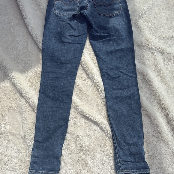 Levi’s 311 Shaping Skinny Jeans Size 26 | High Rise Slimming Stretch Denim - Picture 7 of 11